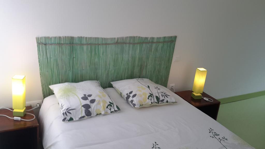Lamothe-Montravel Auberge Du Doulon الغرفة الصورة